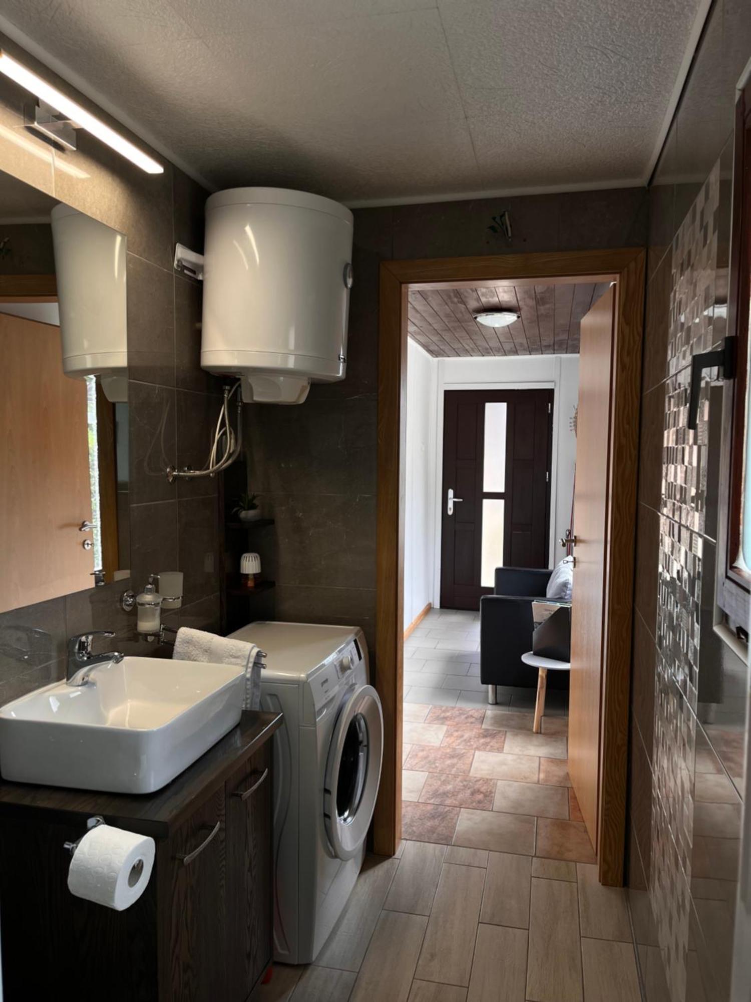 Apartma Beny With Sauna Zaga Buitenkant foto