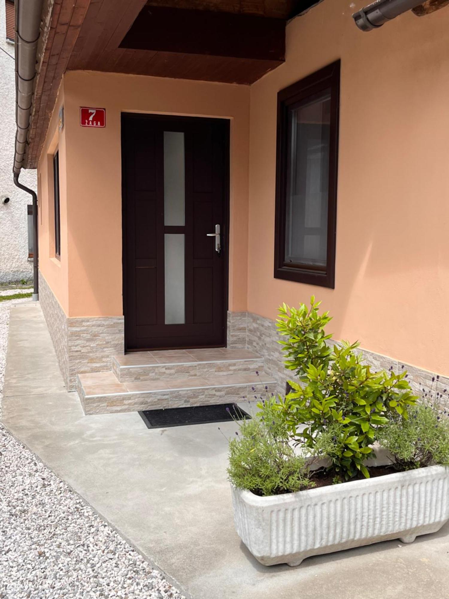 Apartma Beny With Sauna Zaga Buitenkant foto